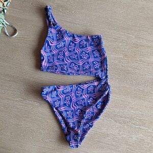 SKATIE one shoulder one piece